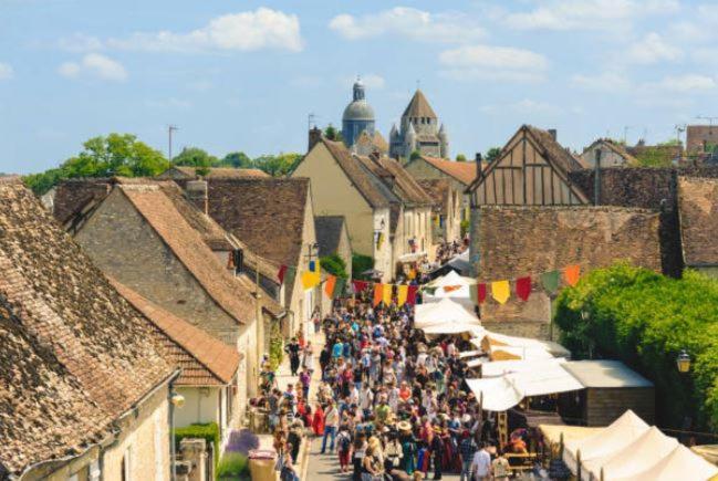 Le Gite Entre Val Et Rose Provins Buitenkant foto